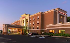 Hampton Inn & Suites