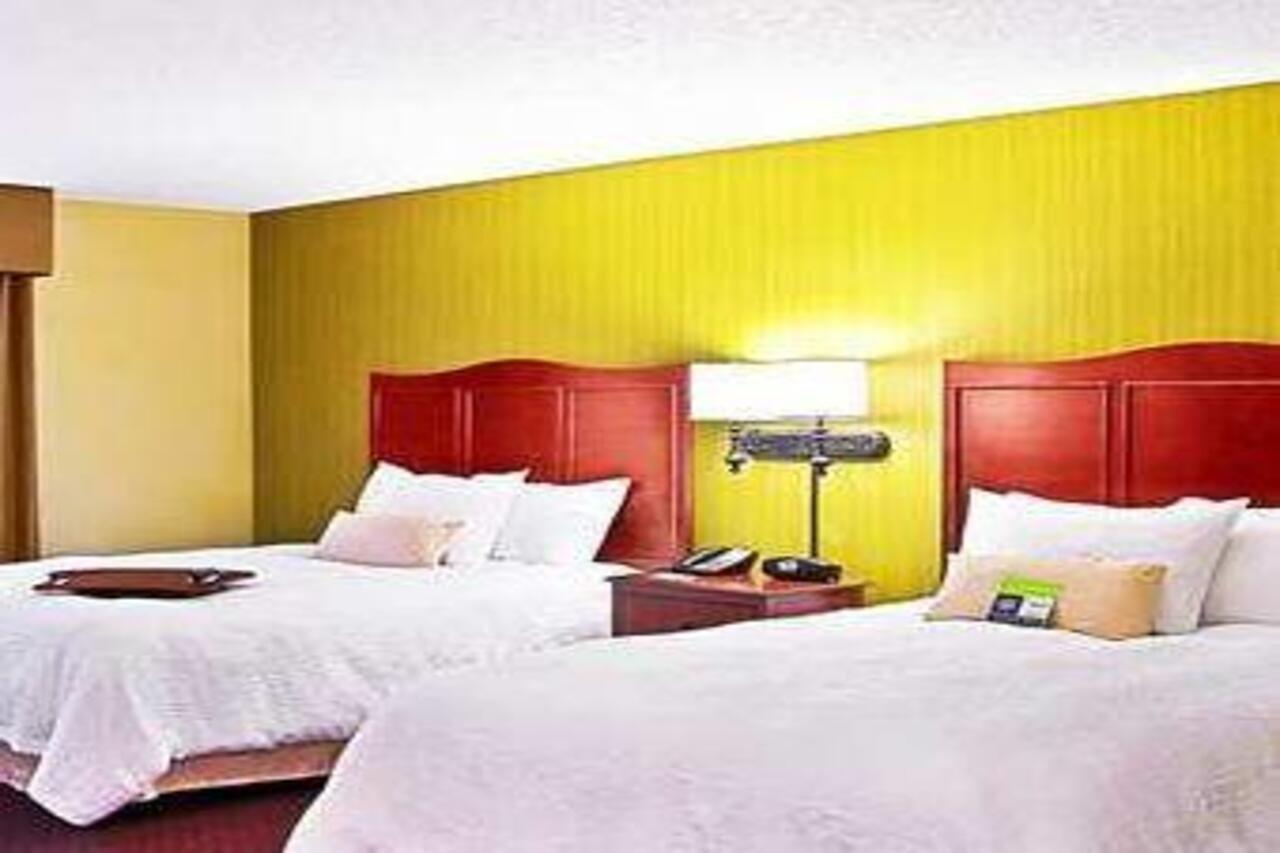 Hampton Inn & Suites Marshalltown Extérieur photo