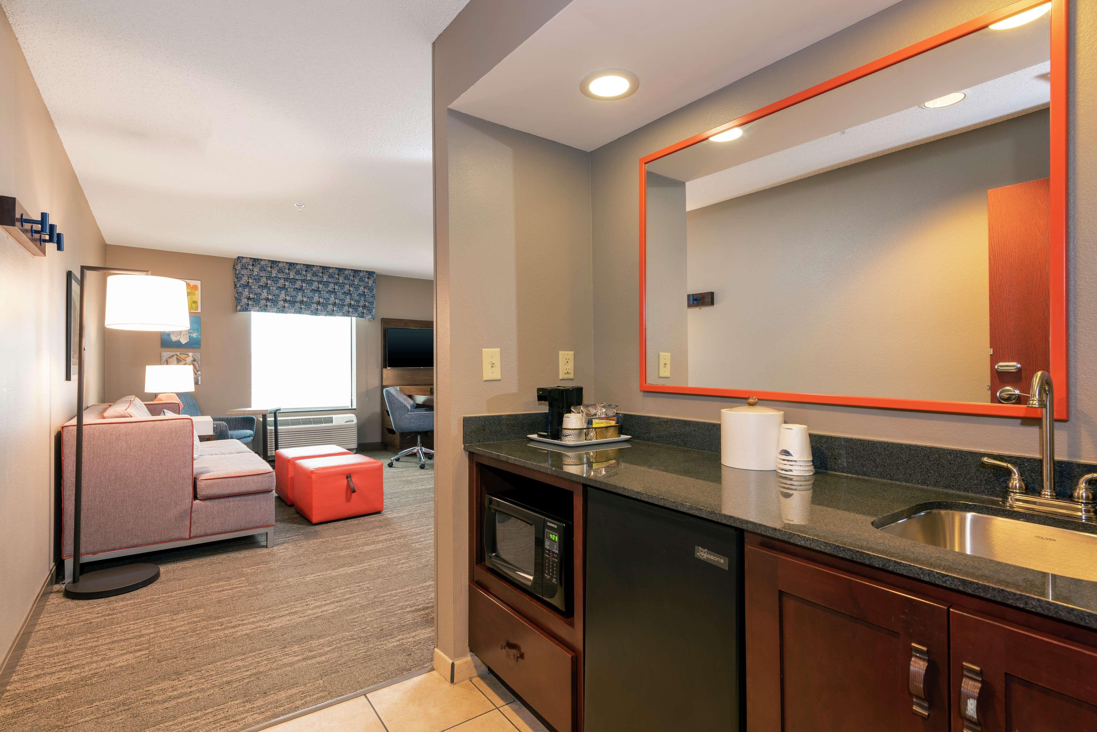Hampton Inn & Suites Marshalltown Extérieur photo