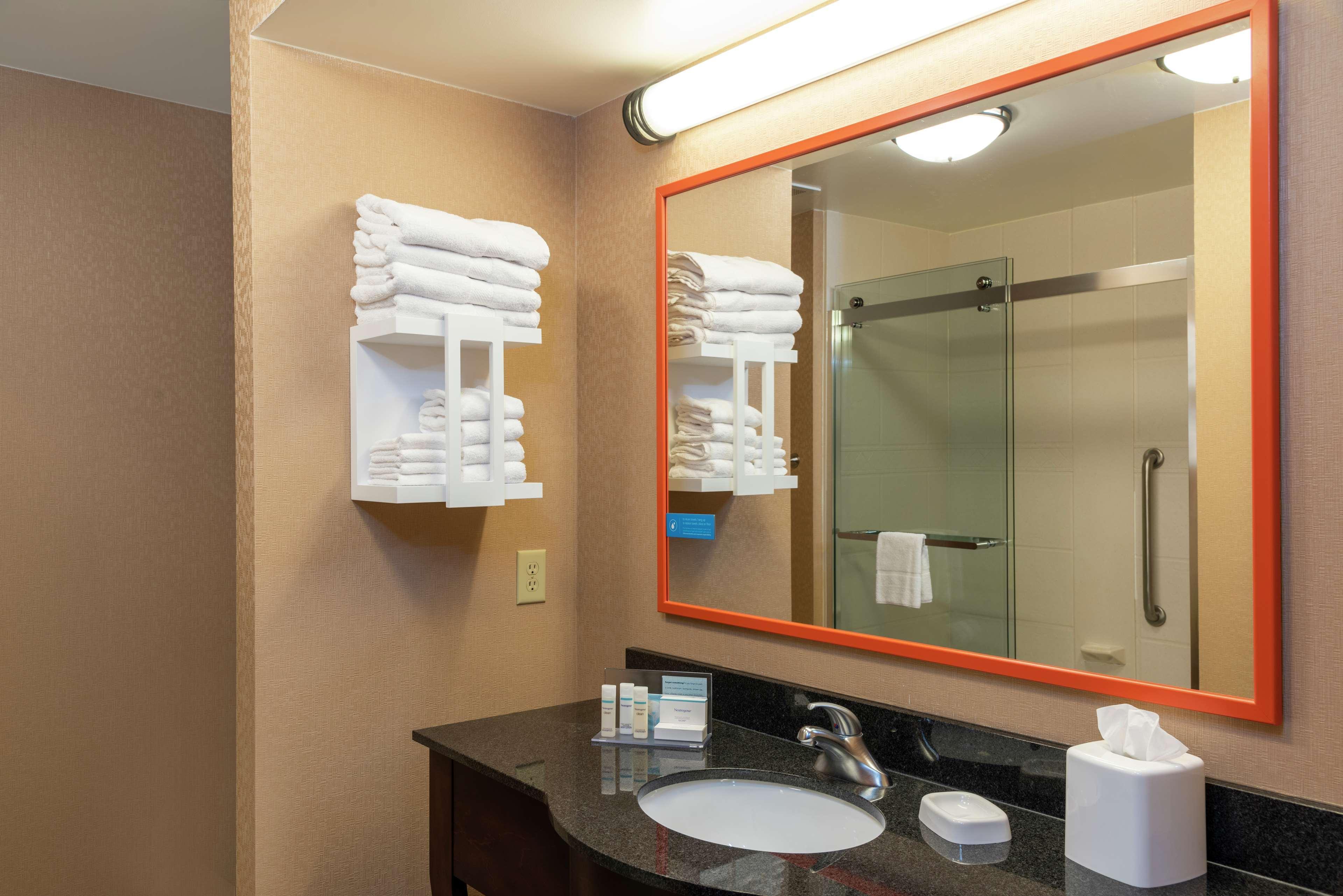 Hampton Inn & Suites Marshalltown Extérieur photo