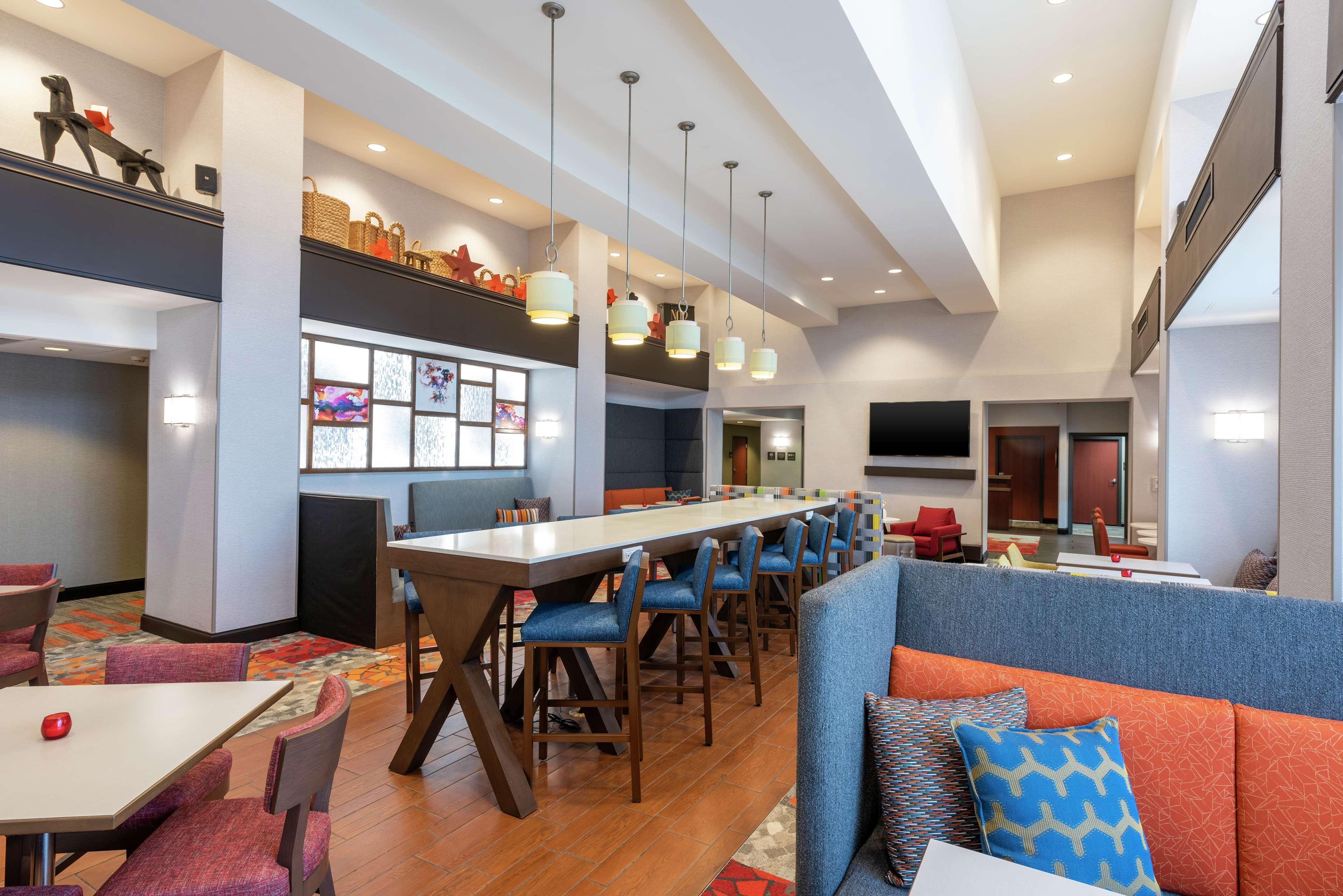 Hampton Inn & Suites Marshalltown Extérieur photo